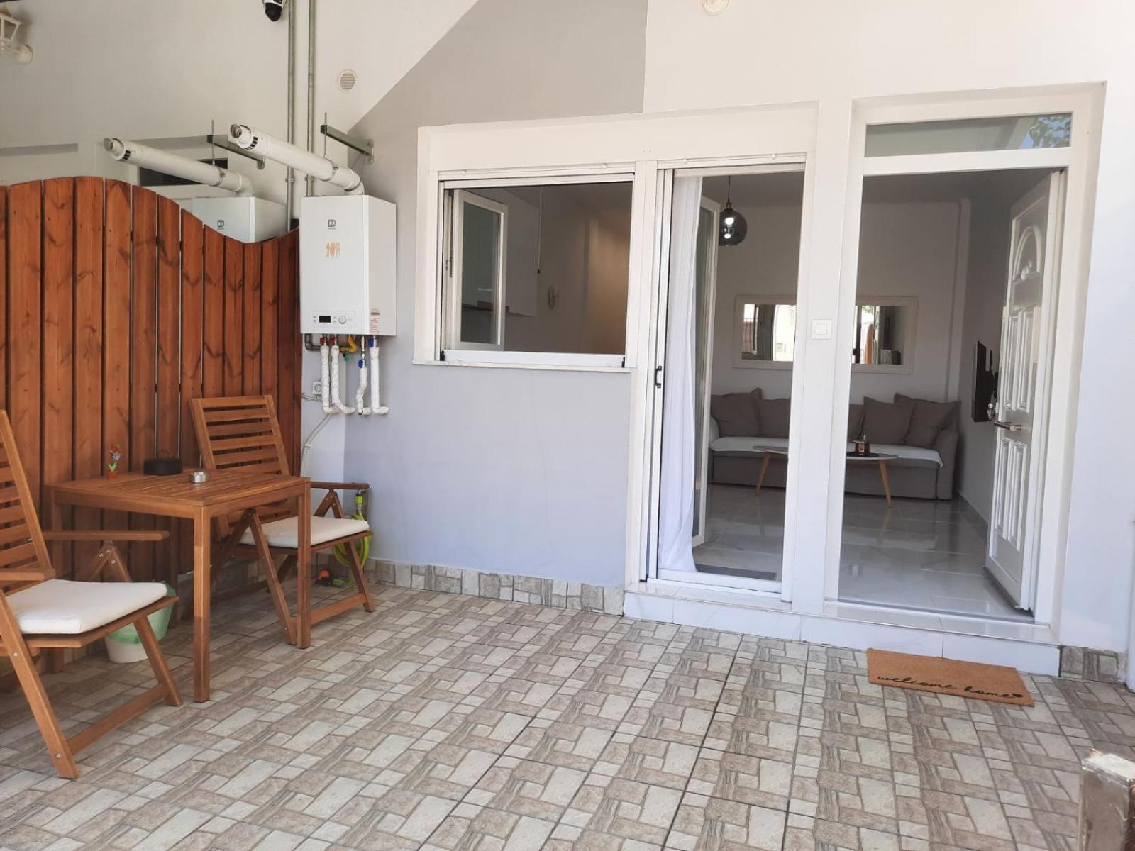 House B Diavata, Thessaloniki Leilighet Eksteriør bilde